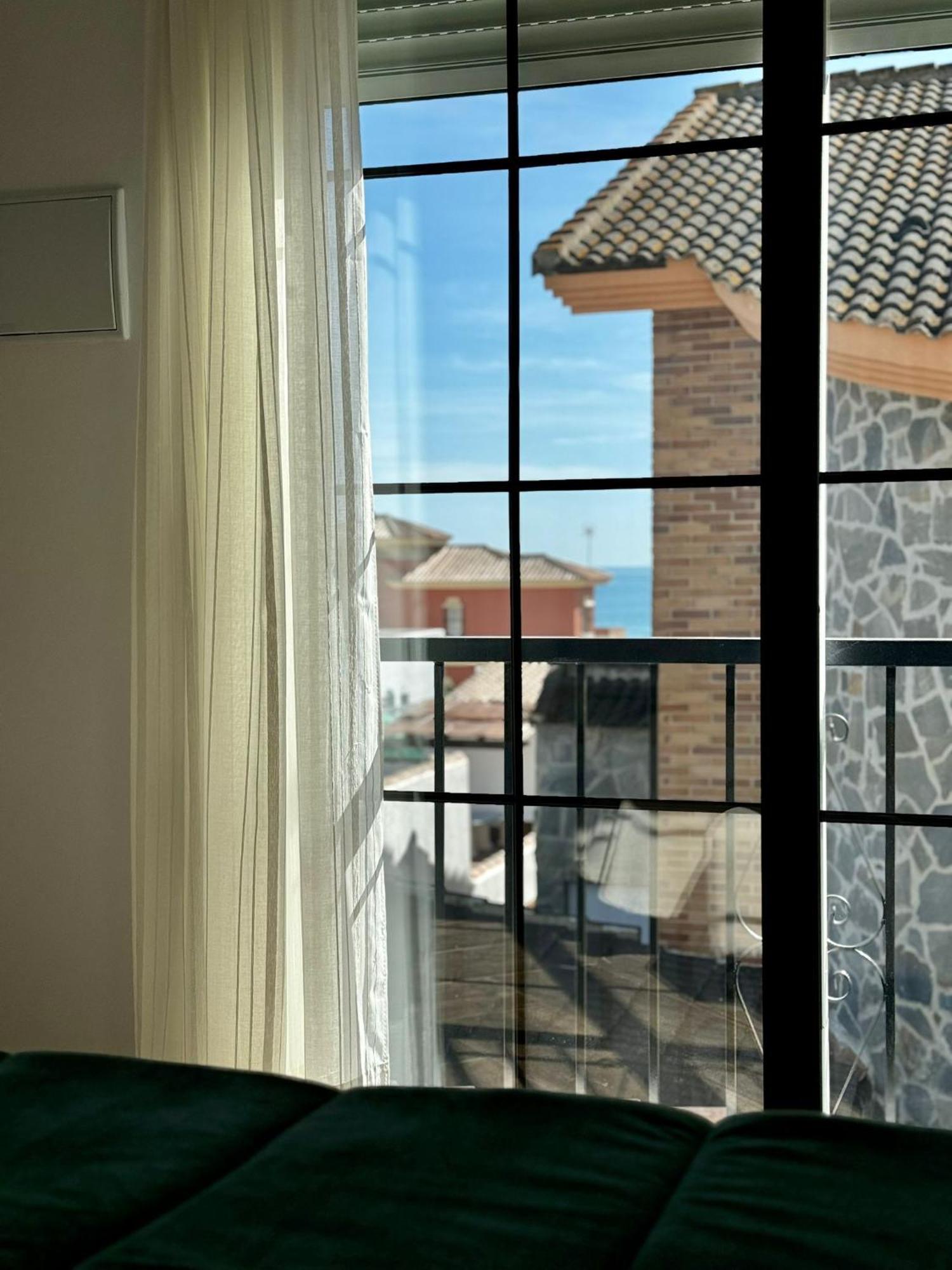 Hostal Noli Chiclana de la Frontera Ngoại thất bức ảnh
