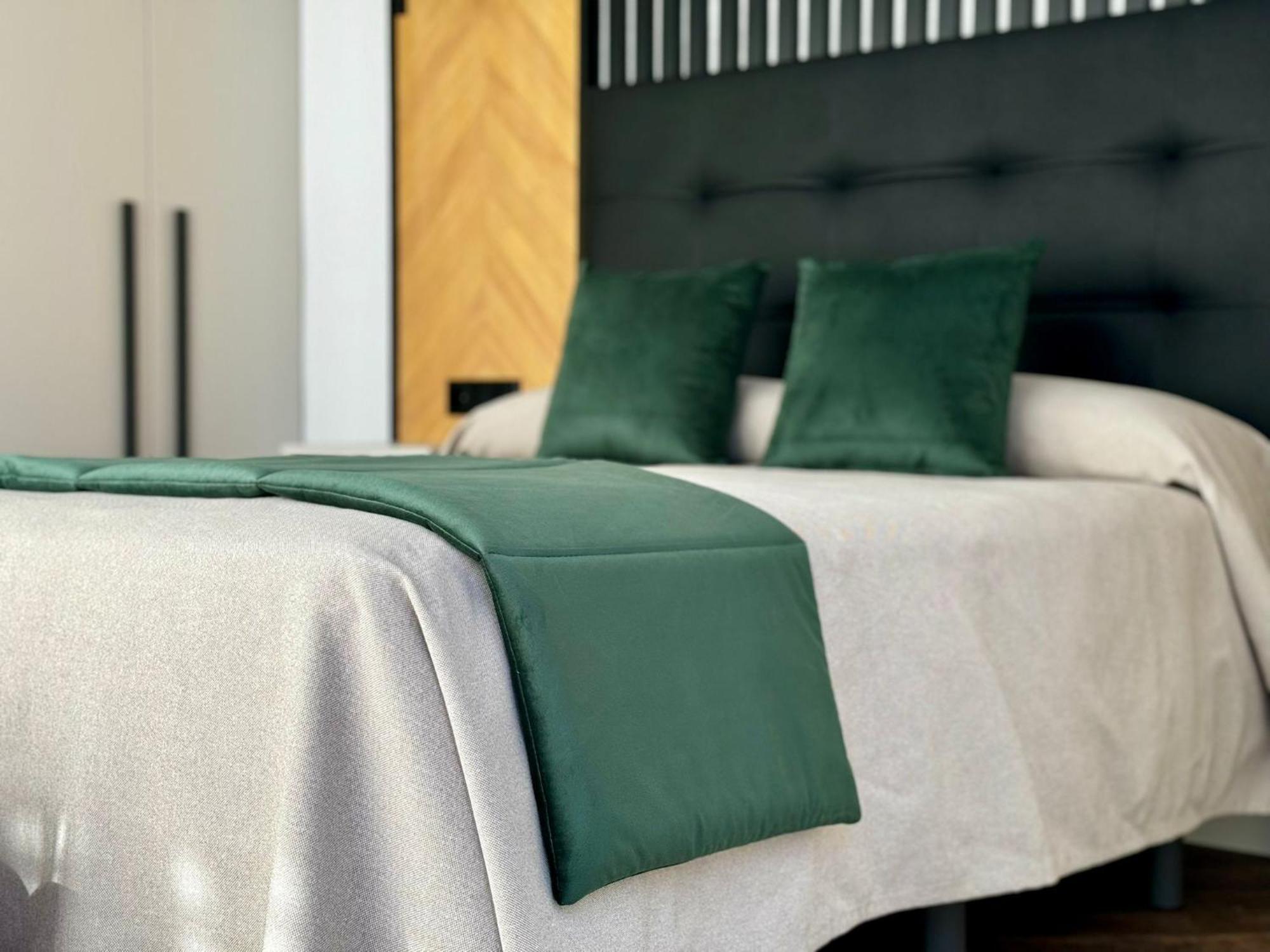 Hostal Noli Chiclana de la Frontera Ngoại thất bức ảnh
